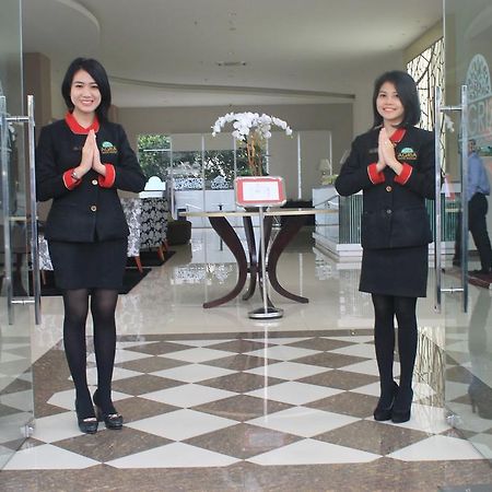 Agria Hotel Bogor Luaran gambar