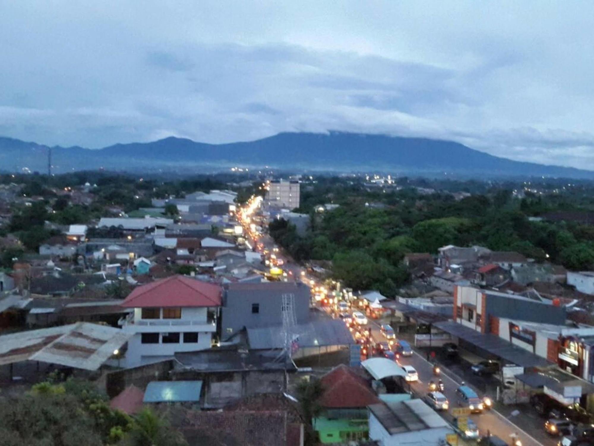 Agria Hotel Bogor Luaran gambar